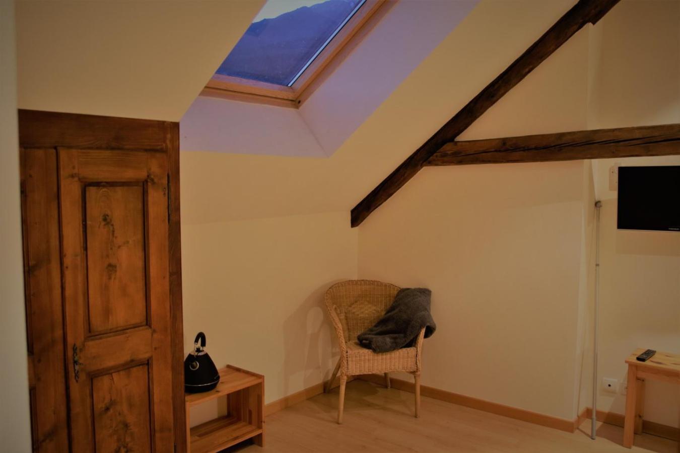 Chambres D'Hotes Les Peschiers Chateauroux-les-Alpes Eksteriør billede